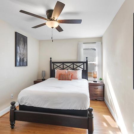 Charming Dt 3-Bed Bungalow With Fenced-In Yard Raleigh Bagian luar foto