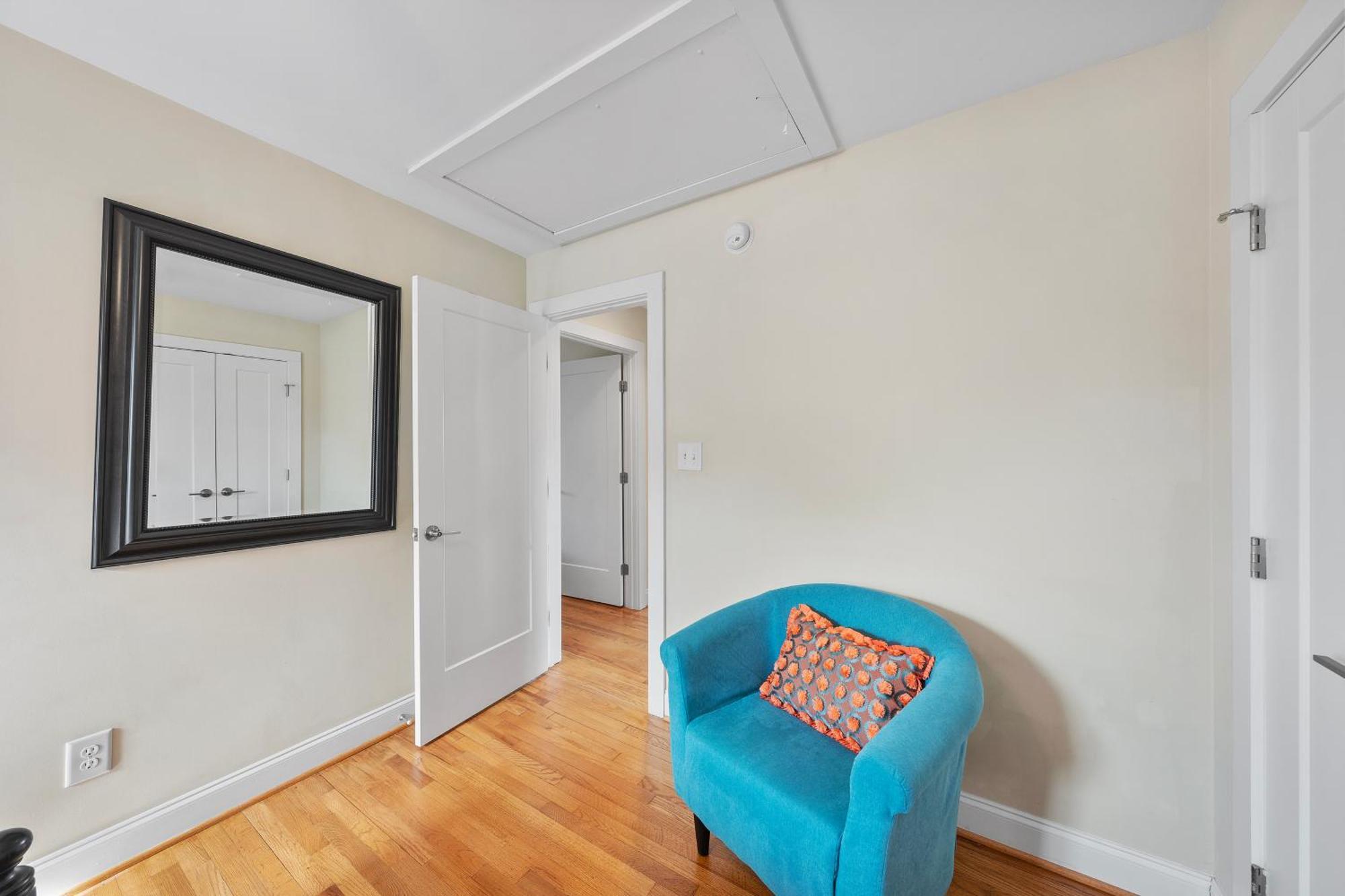 Charming Dt 3-Bed Bungalow With Fenced-In Yard Raleigh Bagian luar foto