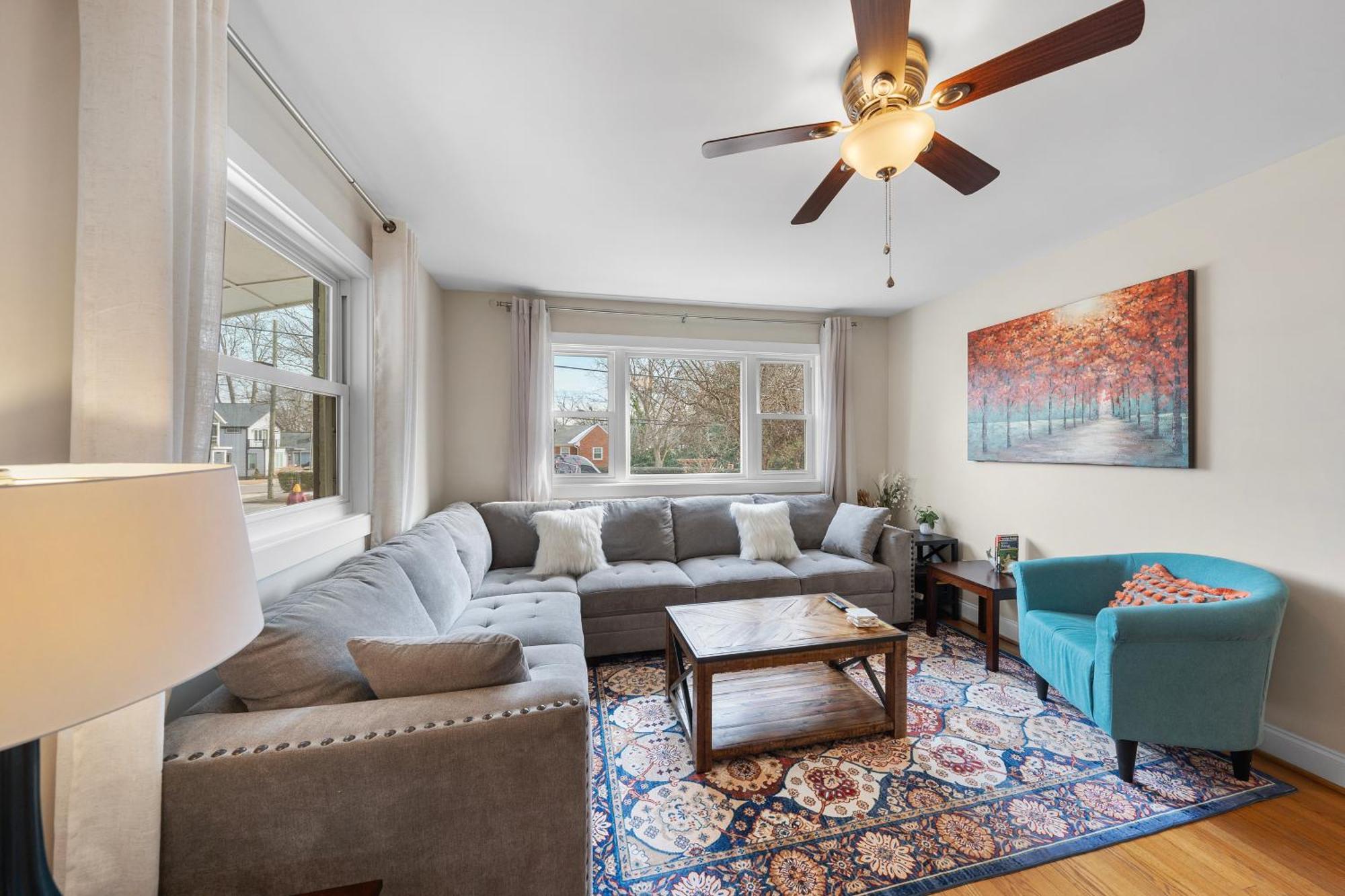 Charming Dt 3-Bed Bungalow With Fenced-In Yard Raleigh Bagian luar foto