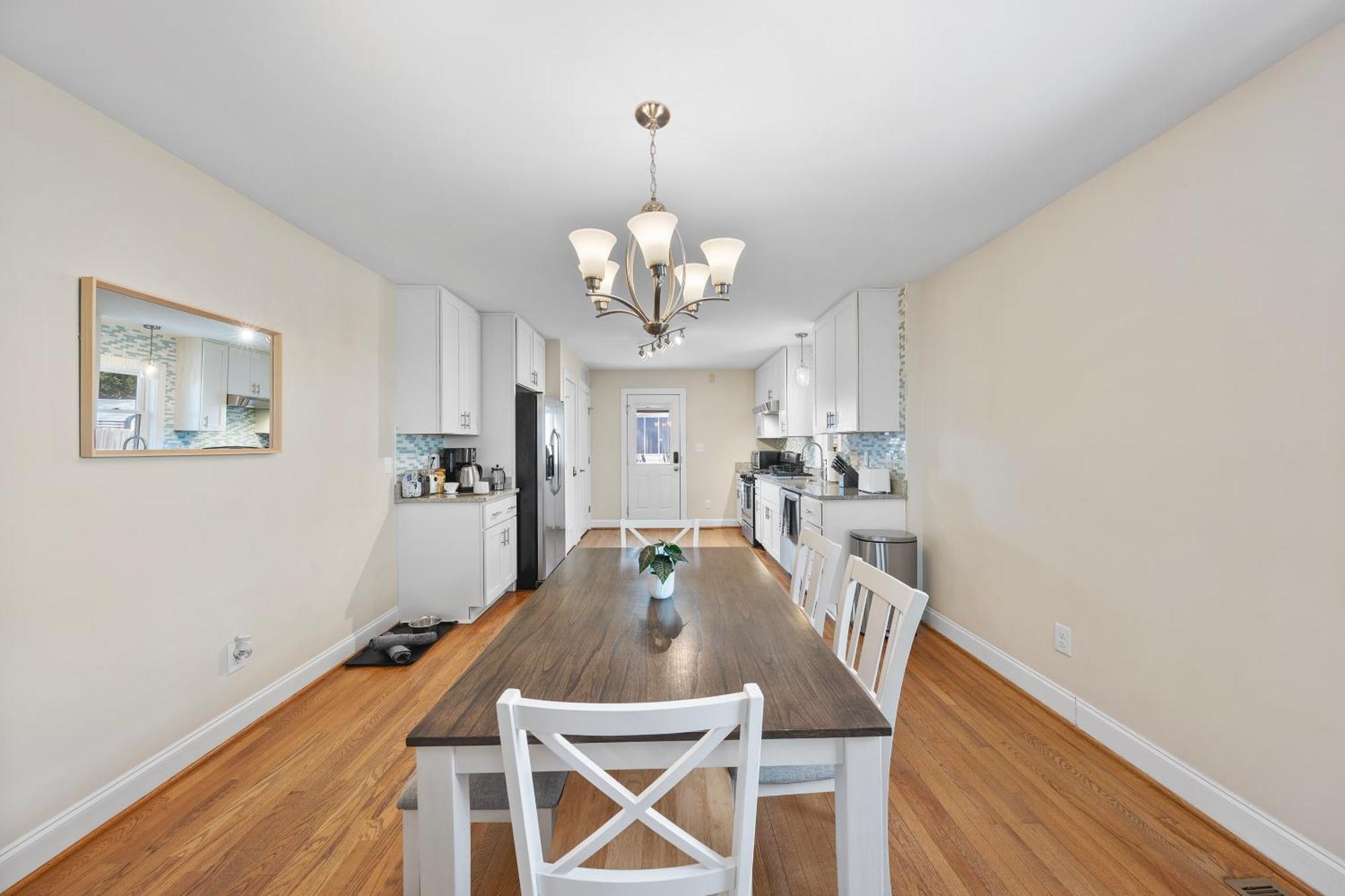 Charming Dt 3-Bed Bungalow With Fenced-In Yard Raleigh Bagian luar foto