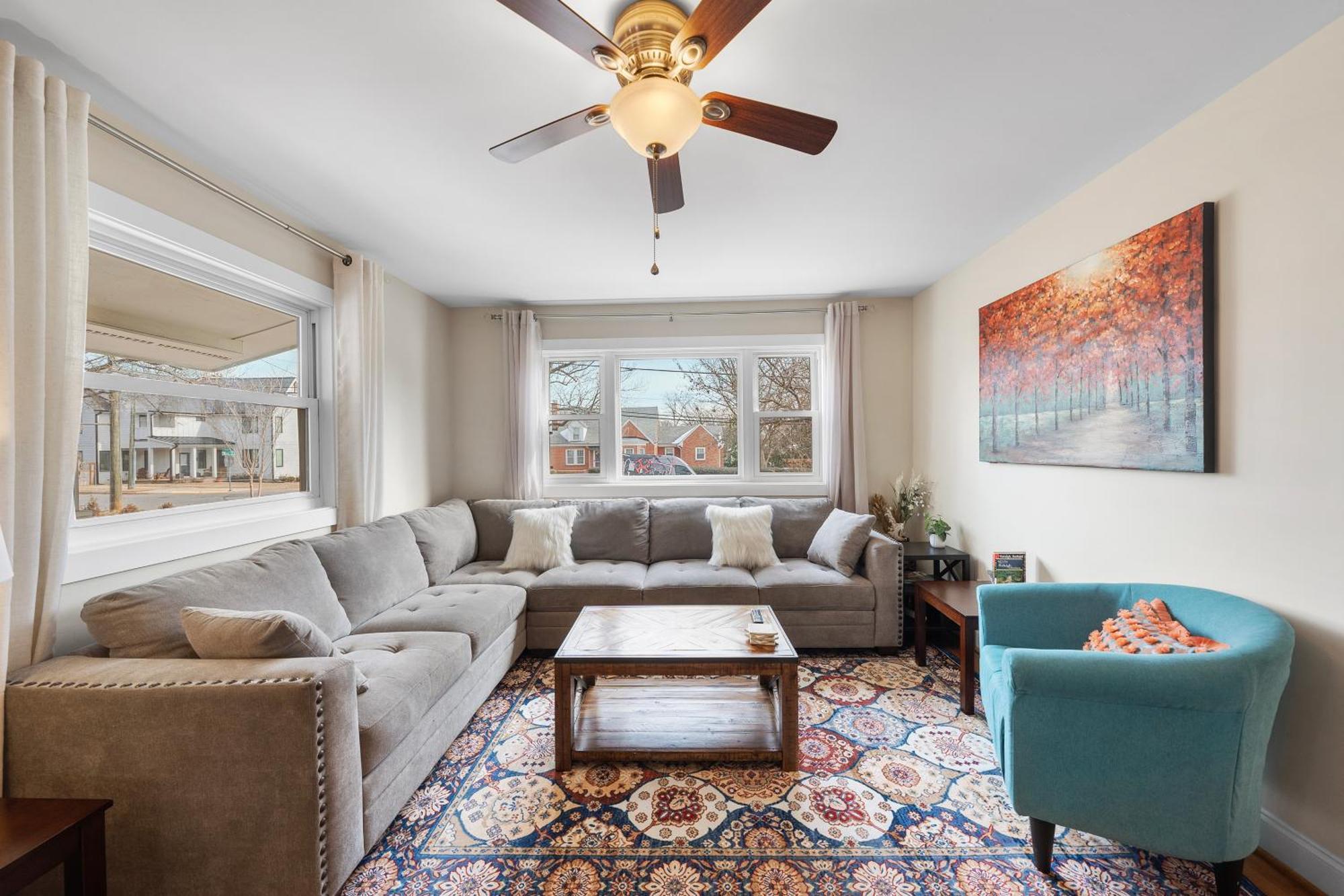 Charming Dt 3-Bed Bungalow With Fenced-In Yard Raleigh Bagian luar foto